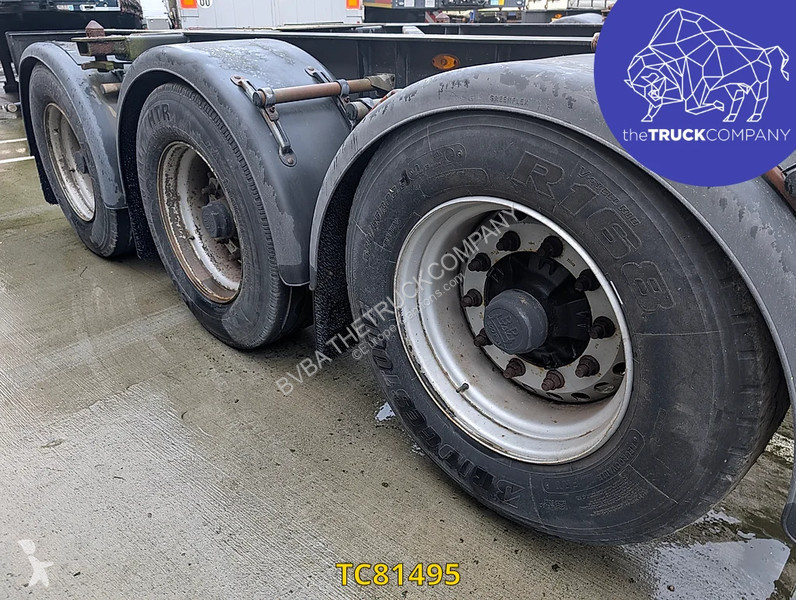 نصف مقطورة  Tank chassis Gooseneck