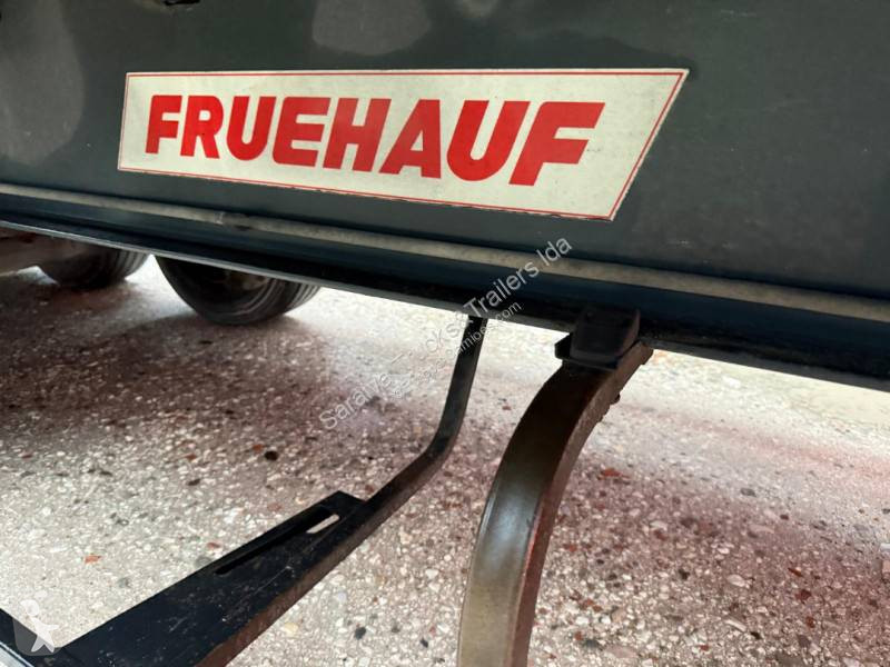 نصف مقطورة Fruehauf