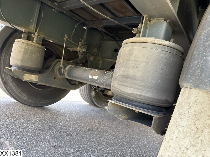 Semirremolque Fruehauf Tautliner Lift axle
