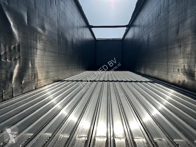 نصف مقطورة  K100 - 92m3 Liftachse HDI