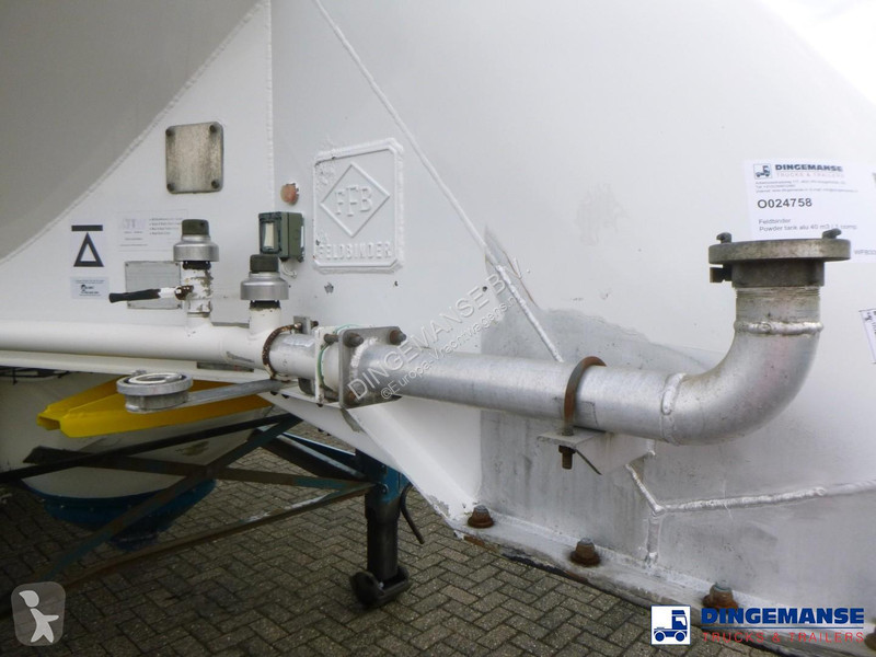 Semi remorque Feldbinder Powder tank alu 40 m3...