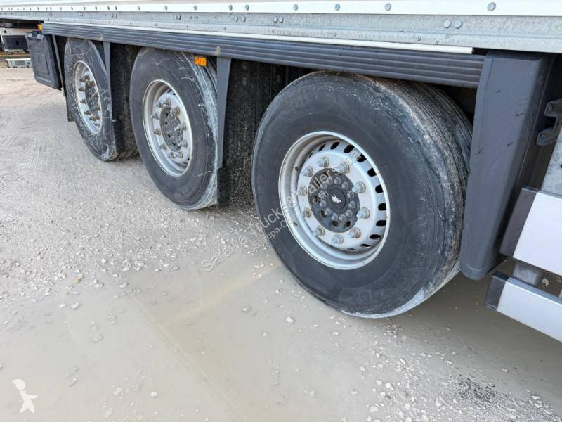 نصف مقطورة Schmitz Cargobull