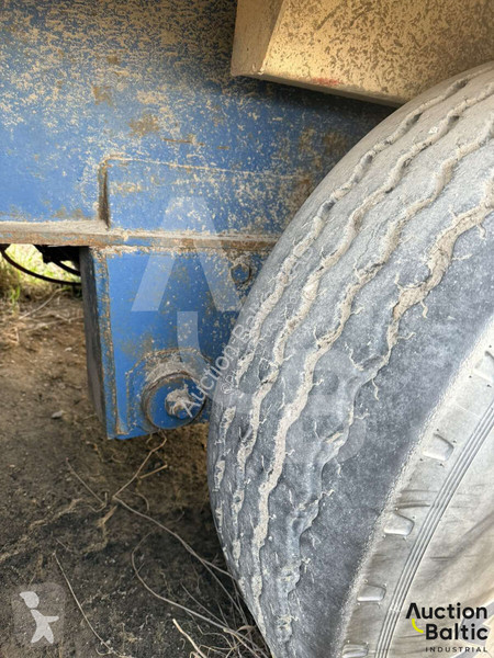 Semirimorchio Fruehauf
