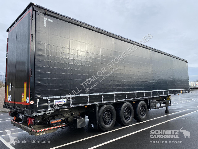 نصف مقطورة Schmitz Cargobull Semitrailer...