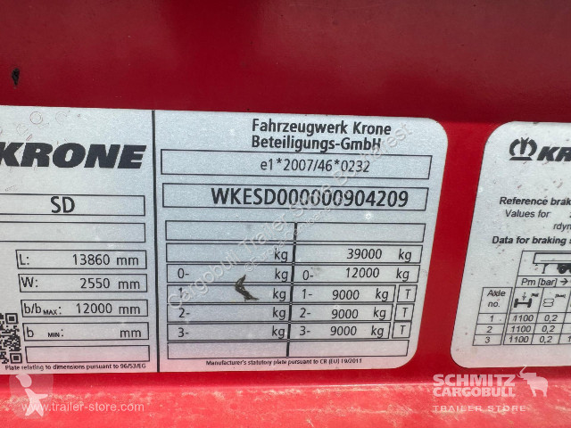 نصف مقطورة Krone Curtainsider Mega