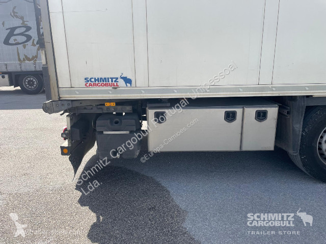 نصف مقطورة Schmitz Cargobull Semitrailer Reefer...