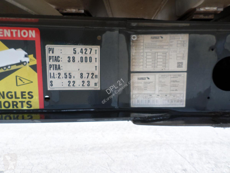 نصف مقطورة Schmitz Cargobull  SGF