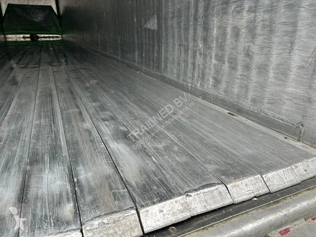 نصف مقطورة Schwarzmüller SPA3/E - 90m3...