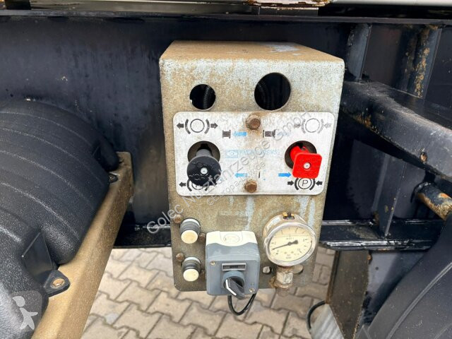 نصف مقطورة Mega NWM Kippauflieger 3 ACHS