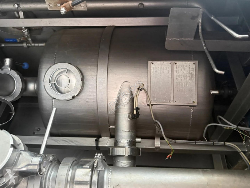 Oplegger Burg BPO 15-30 RGZXX + RMO MILK 35.300...