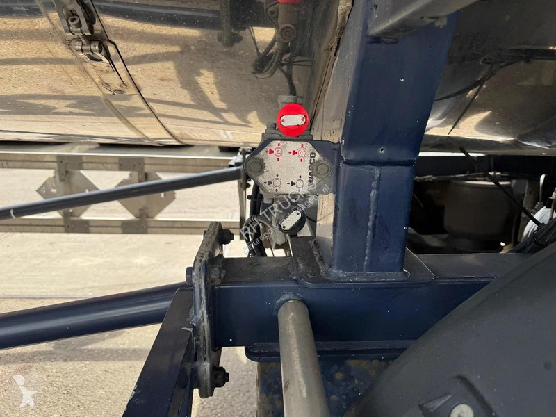 Oplegger  TSA 38 3 AXLE BITUMEN OPLEGGER