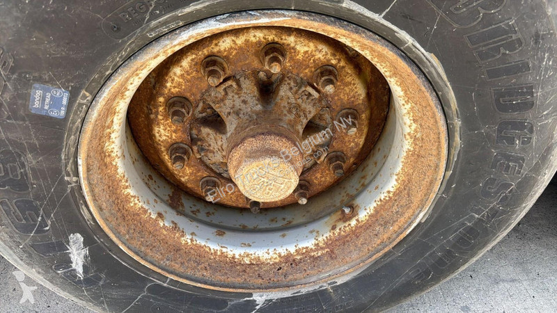 Semirremolque Krone 27 (DRUM BRAKES / FREINS...