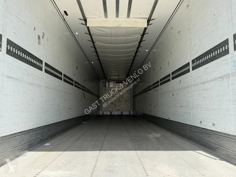 نصف مقطورة Schmitz Cargobull N/A Thermo King...