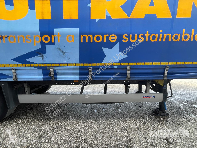 نصف مقطورة Schmitz Cargobull Semitrailer...