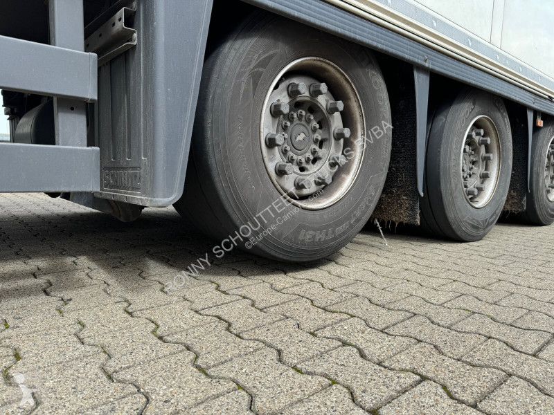 نصف مقطورة Schmitz Cargobull SKO 24/L-13.4 FP...