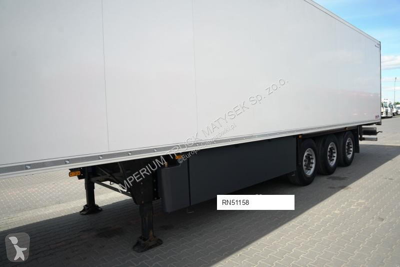 نصف مقطورة Schmitz Cargobull CHŁODNIA / CARRIER...