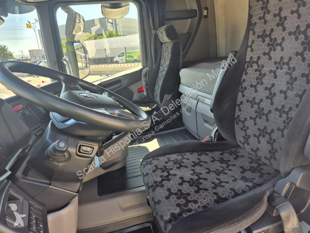 نصف مقطورة Scania R 450 A4x2NA
