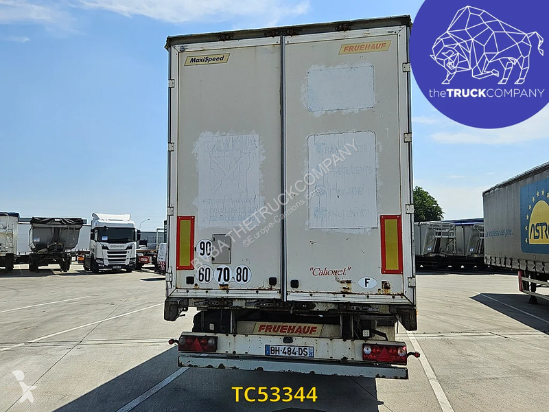 نصف مقطورة Fruehauf