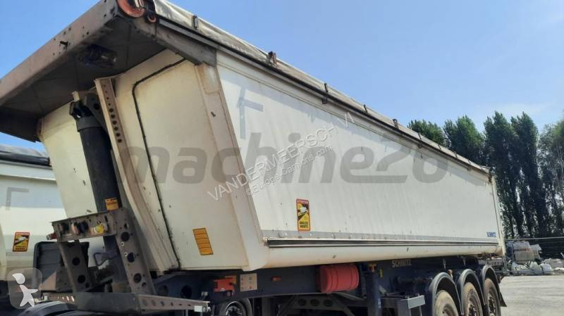 نصف مقطورة Schmitz Cargobull SCB