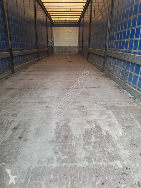 نصف مقطورة Schmitz Cargobull 27