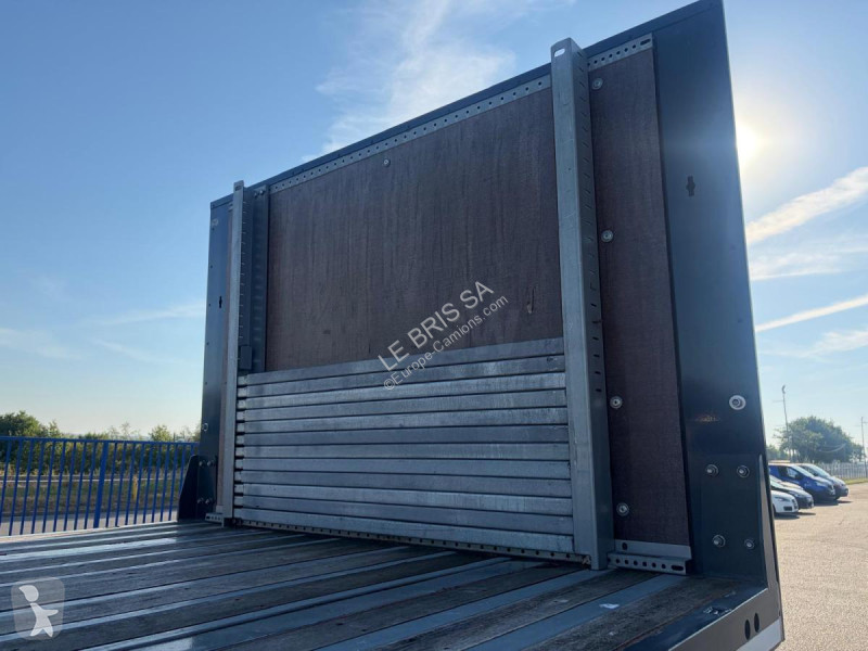 نصف مقطورة Lecitrailer  S/R 3ESSX PLATEAU
