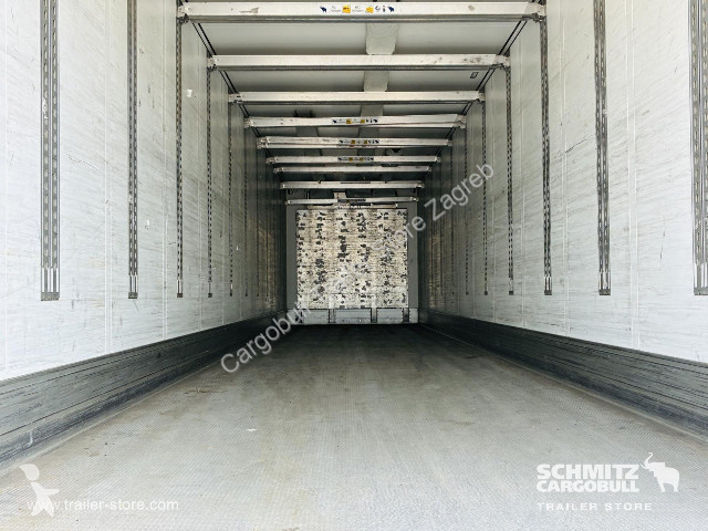 نصف مقطورة Schmitz Cargobull Semitrailer Reefer...
