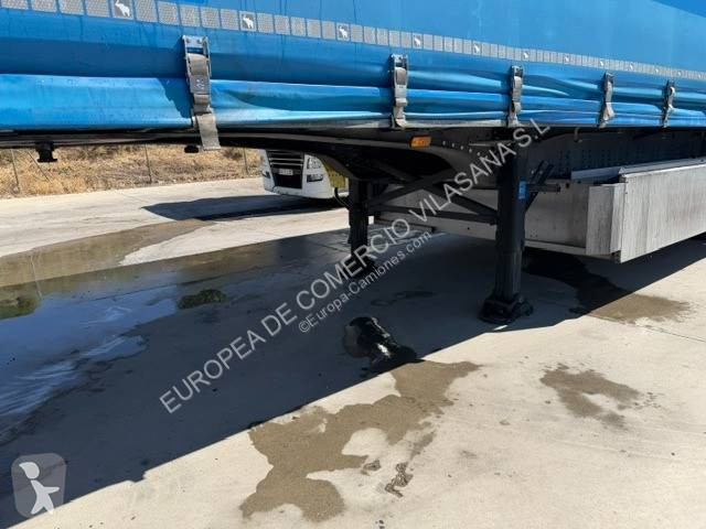 نصف مقطورة Schmitz Cargobull tauliner XL