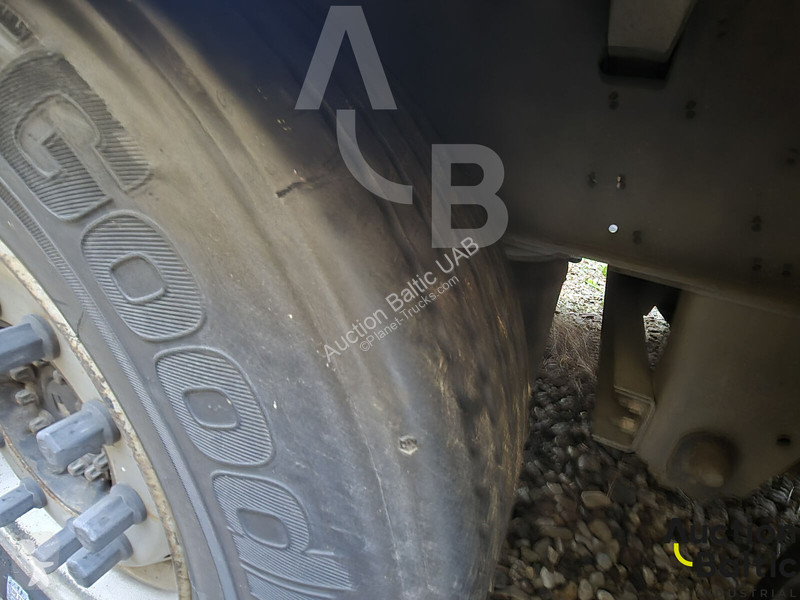 نصف مقطورة Schmitz Cargobull SCB*S3T