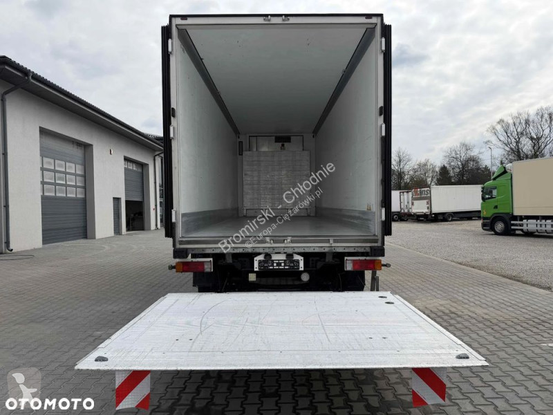 مقطورة Schmitz Gotha  CHŁODNIA THERMO KING SLX...