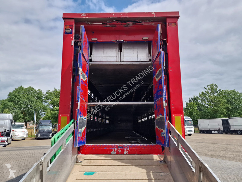 نصف مقطورة Finkl 3 deck - lift- water - vans -...