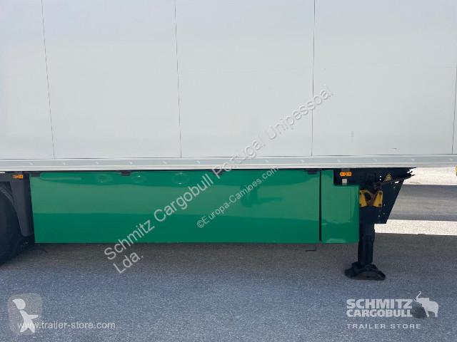 نصف مقطورة Schmitz Cargobull Semitrailer Reefer...
