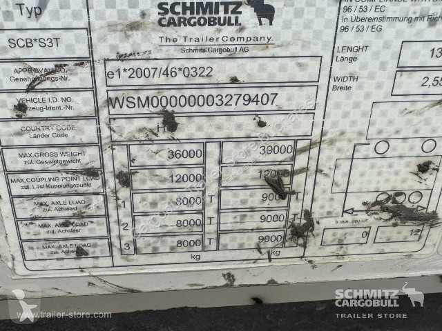 نصف مقطورة Schmitz Cargobull Curtainsider Mega