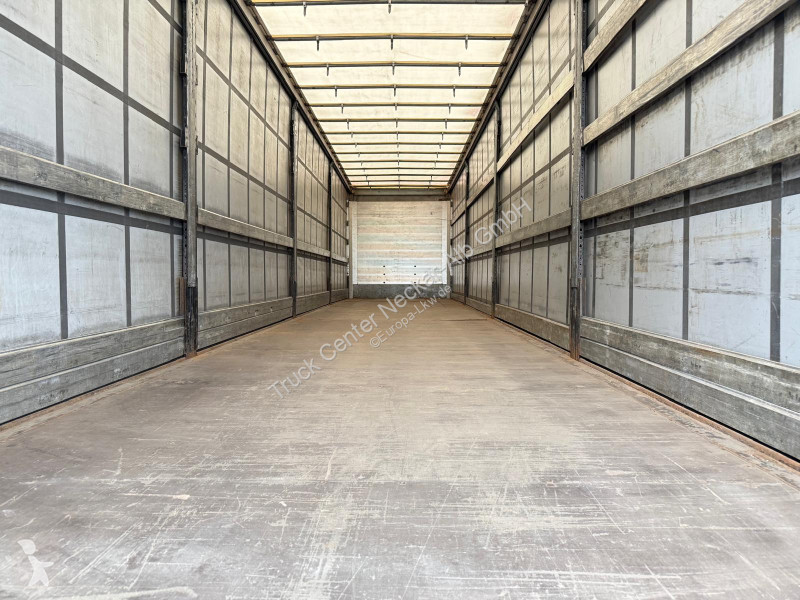 نصف مقطورة Schmitz Cargobull   3 Achs Standard...