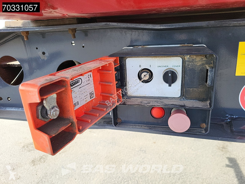 نصف مقطورة Schmitz Cargobull SCB*S3D Lift Axle...