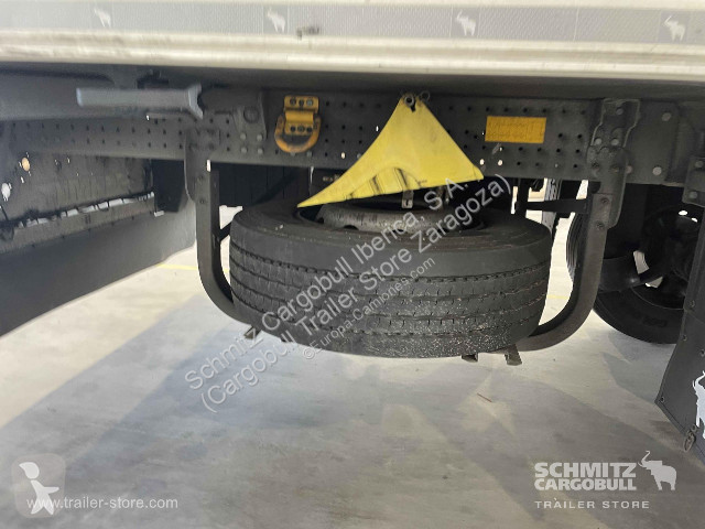 نصف مقطورة Schmitz Cargobull Reefer Standard