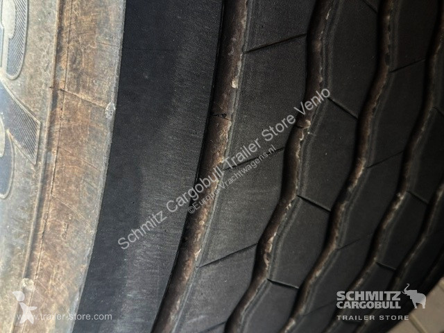 نصف مقطورة Schmitz Cargobull Curtainsider Mega