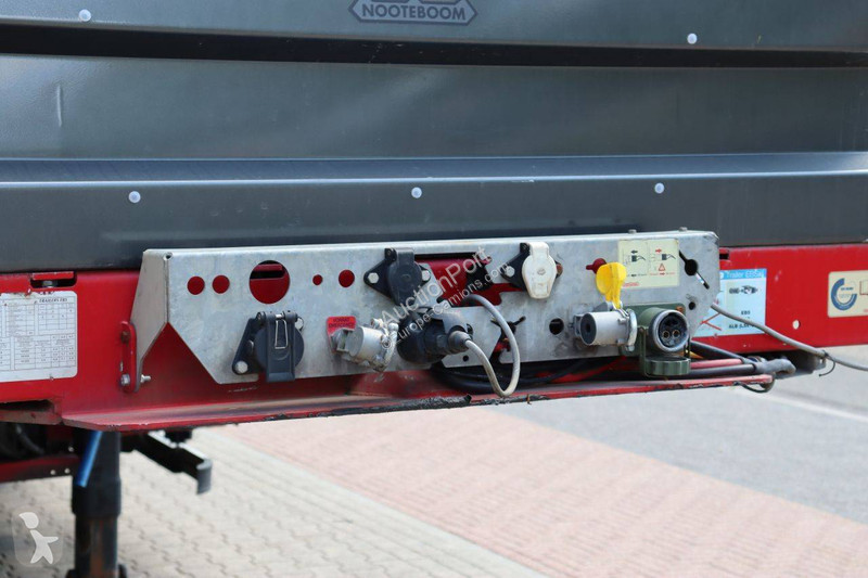 Semi remorque Nooteboom S-48-03