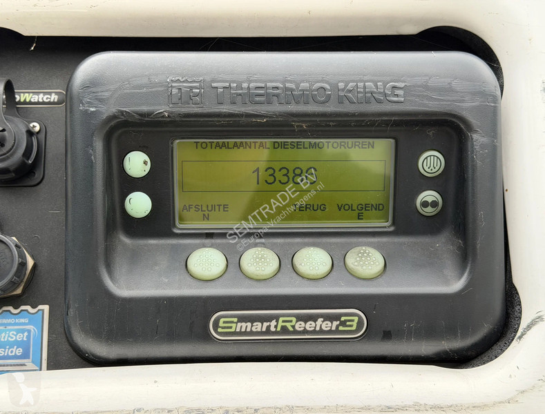 نصف مقطورة Krone N/A  ISOLATED BOX THERMO KING...