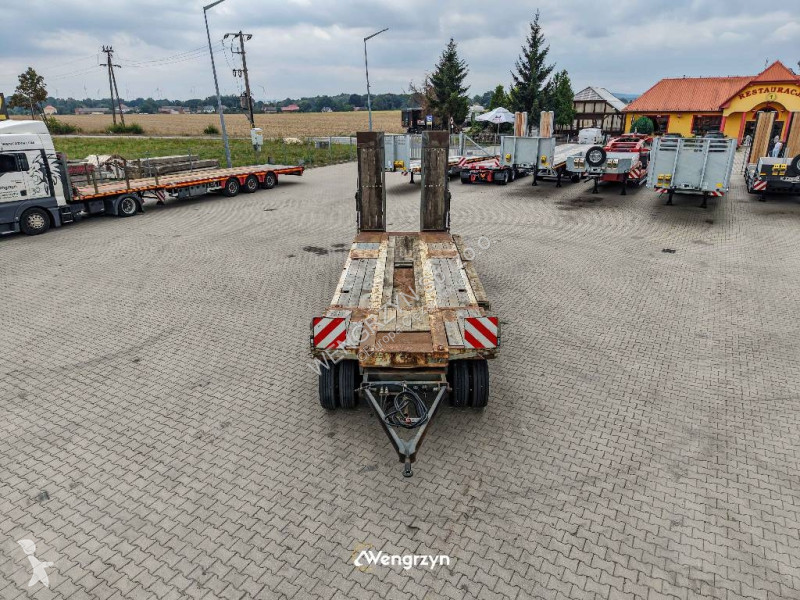 T 3 Profi 30 Najazdy hydrauliczne semi-trailer