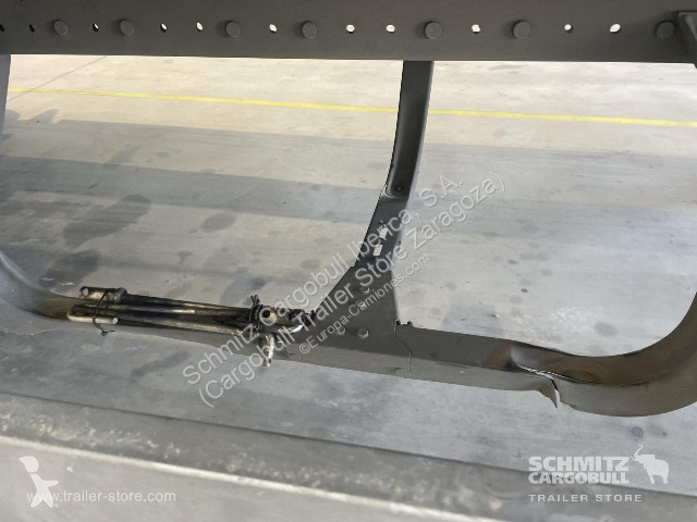 Návěs Schmitz Cargobull Curtainsider Mega