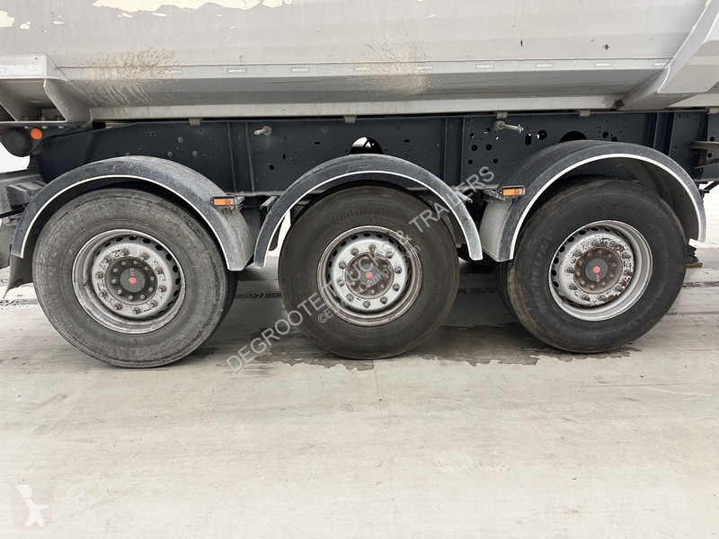 Semi remorque Wielton 32 cub in steel