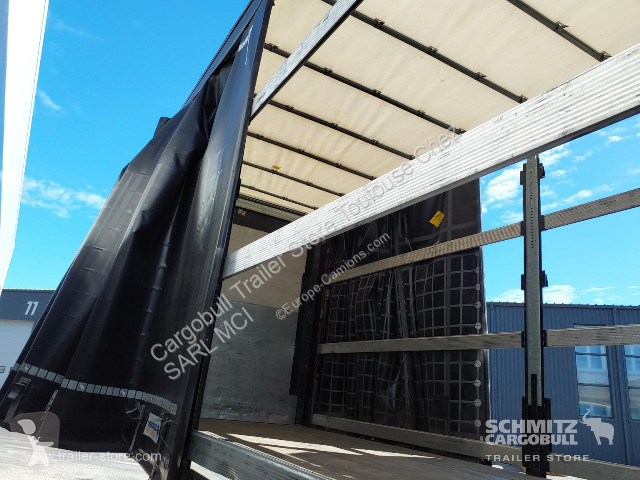 Полуприцеп Schmitz Cargobull Semitrailer...