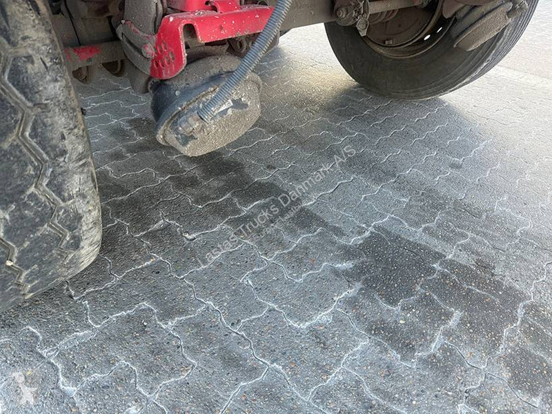 Полуприцеп  4 axle Tipper / Alukastenmulde...