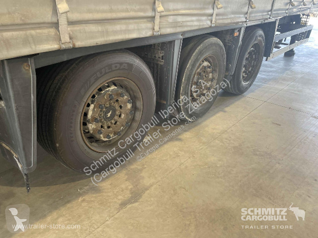 Полуприцеп Schmitz Cargobull Curtainsider Standard