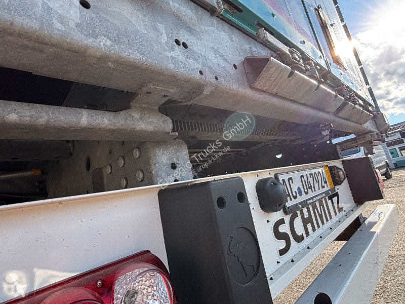 Schmitz Cargobull 3-achs...