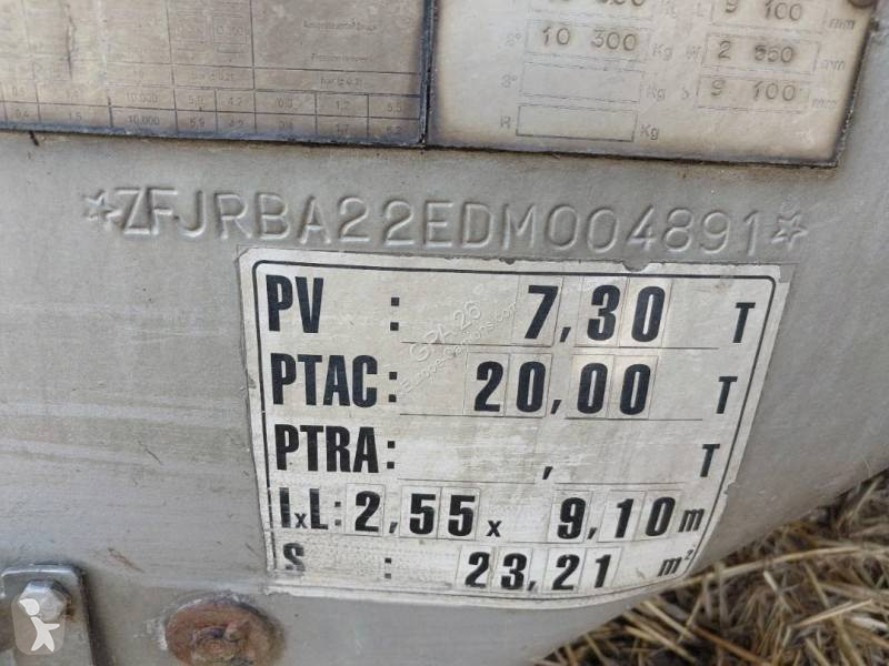 Pezzaioli RBA22 semi-trailer