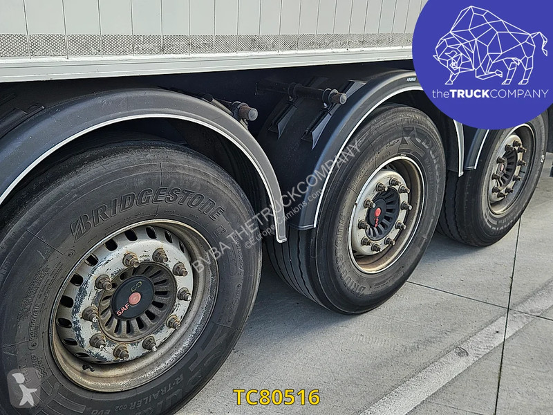 Benalu  semi-trailer