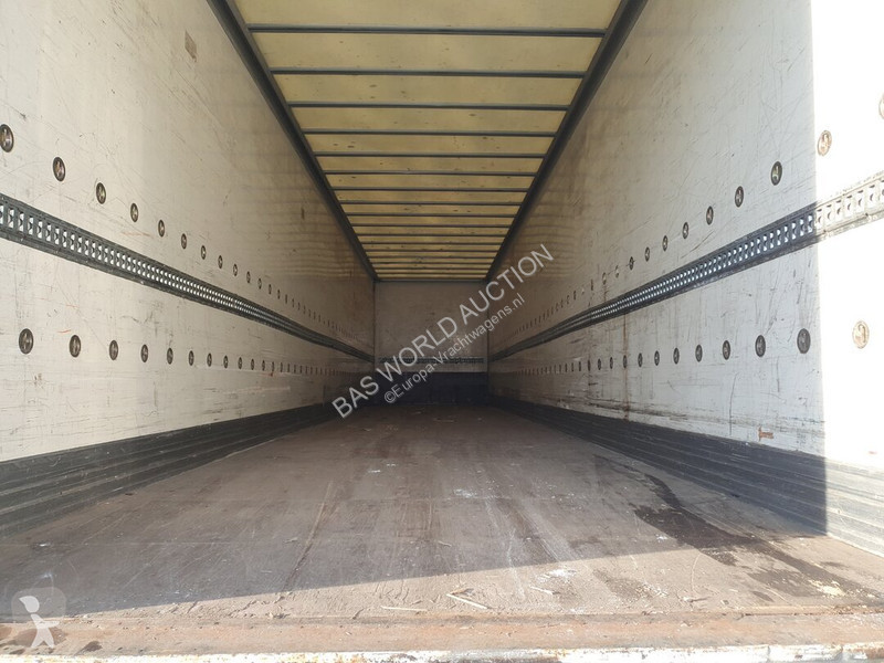Spier SGL390 semi-trailer