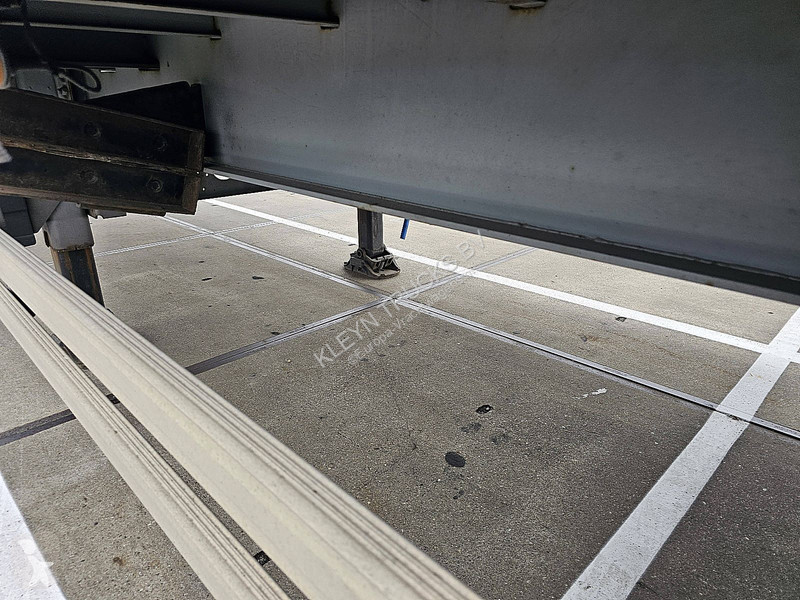 Lecitrailer SREM semi-trailer