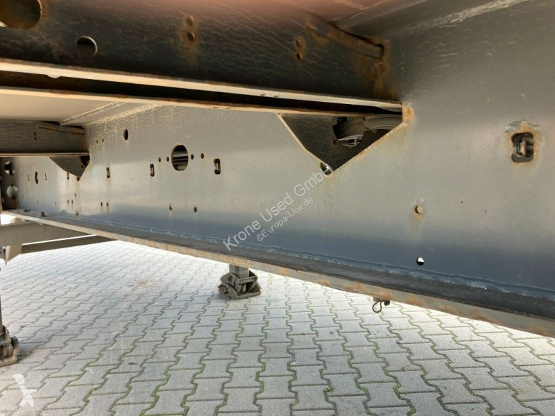 Krone SDP 27 eLG4-CS semi-trailer